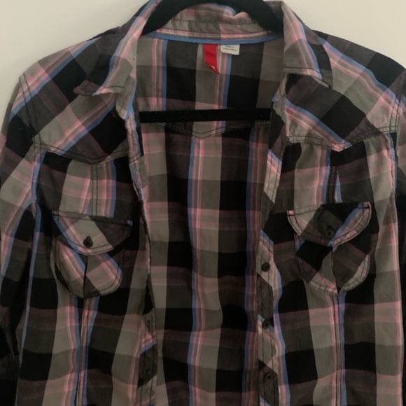 [12]👚H&M plaid shirt - Picture 2 of 9